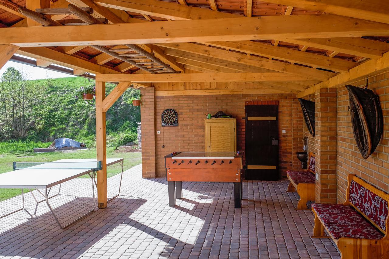 Stovka Bozanov Guest House Exterior photo
